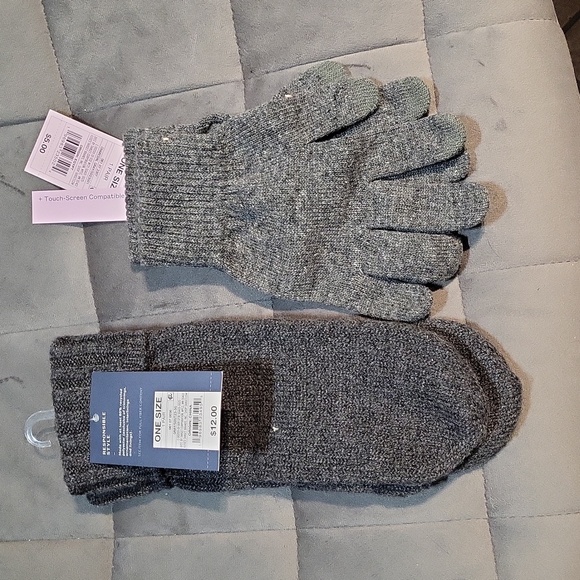 UNIVERSAL THREAD/WILD FABLE GRAY MITTEN AND GLOVE SET. NWT - Picture 1 of 7